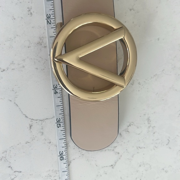 VALENTINO BY MARIO VALENTINO
Giusy Bombe Logo Buckle Leather Belt - Picture 6 of 6